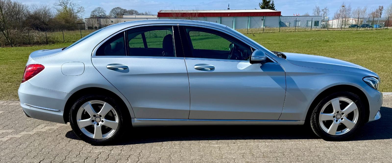Mercedes-Benz C 200 CGI/Limo/Distro./HeadUP/LED/S.-Dach/Standh