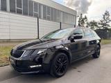 Skoda Octavia Combi Clever/PDC/ SCHECK/TEMP/CARPLAY