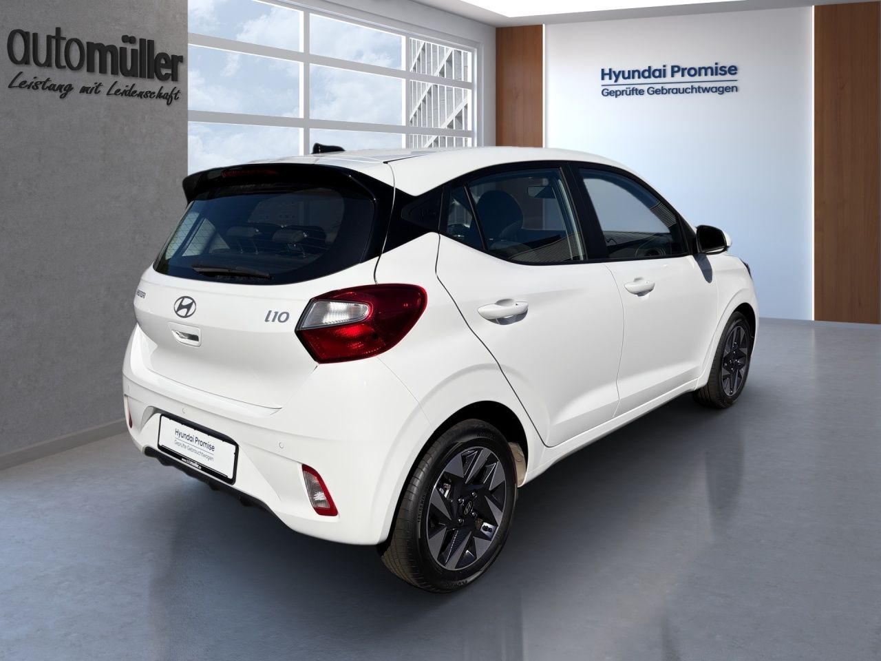 Fahrzeugabbildung Hyundai i10 1.0 Trend Fernlichtass. Kam. KlimaA Navi PDC