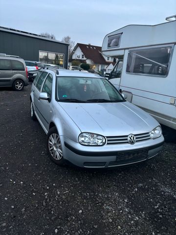 Volkswagen Golf 1.6  Variant/AUTOMATIK/2.HAND/TÜV 04/2026