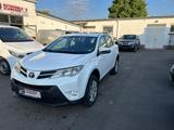 Toyota RAV 4 RAV4 Life - gebrauchte Toyota RAV 4 aus dem Jahr 2013
