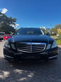 Mercedes E 250 - 6