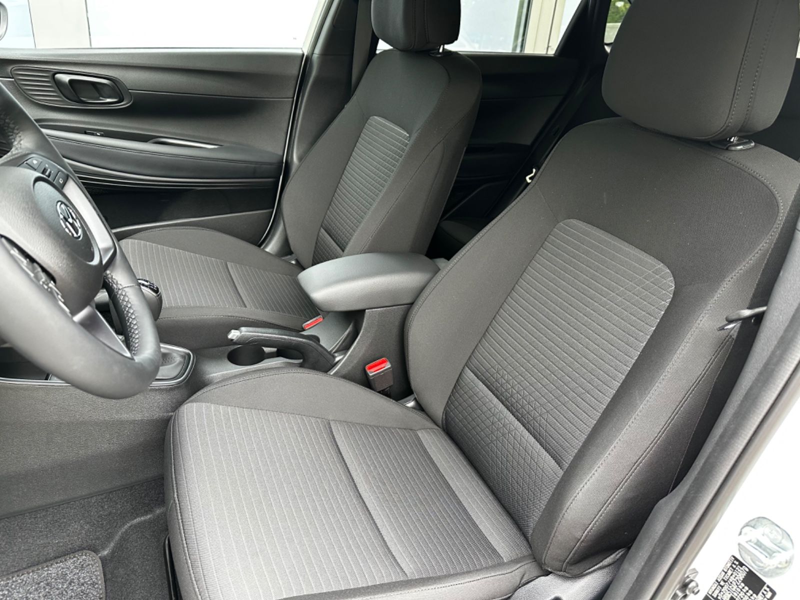 Fahrzeugabbildung Hyundai i20 1.0 T-GDI  Connect & Go NAVI KAMERA SOUND