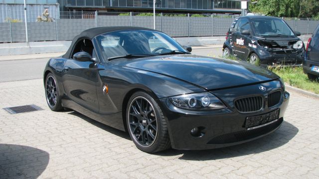 BMW Baureihe Z4 Roadster 2.2i