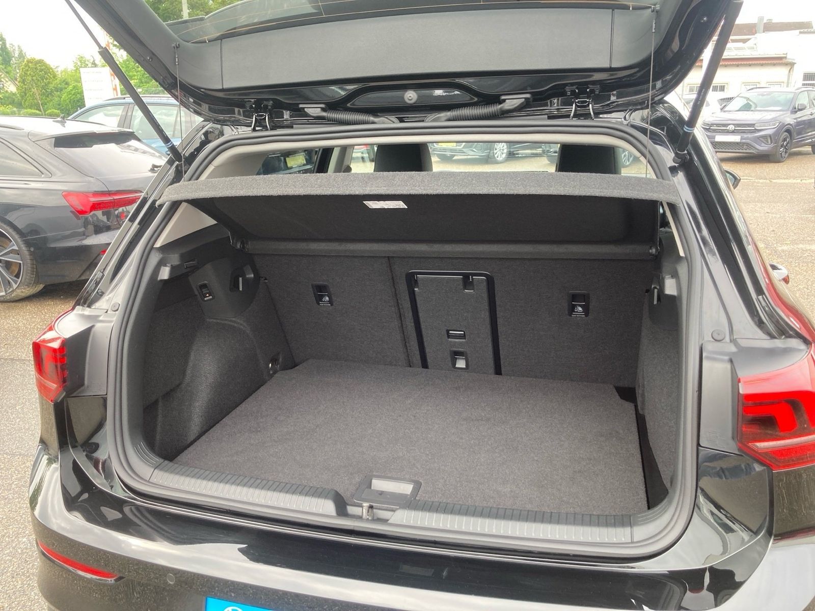 Volkswagen Golf - Bild 8