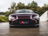 Aston Martin Vantage V12 Roadster / 146 of 249 / Devine Red / - Aston Martin: Va
