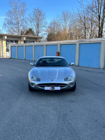 Jaguar XK8 Coupe 1. Hand  orig. nur 53Tkm `makellos`