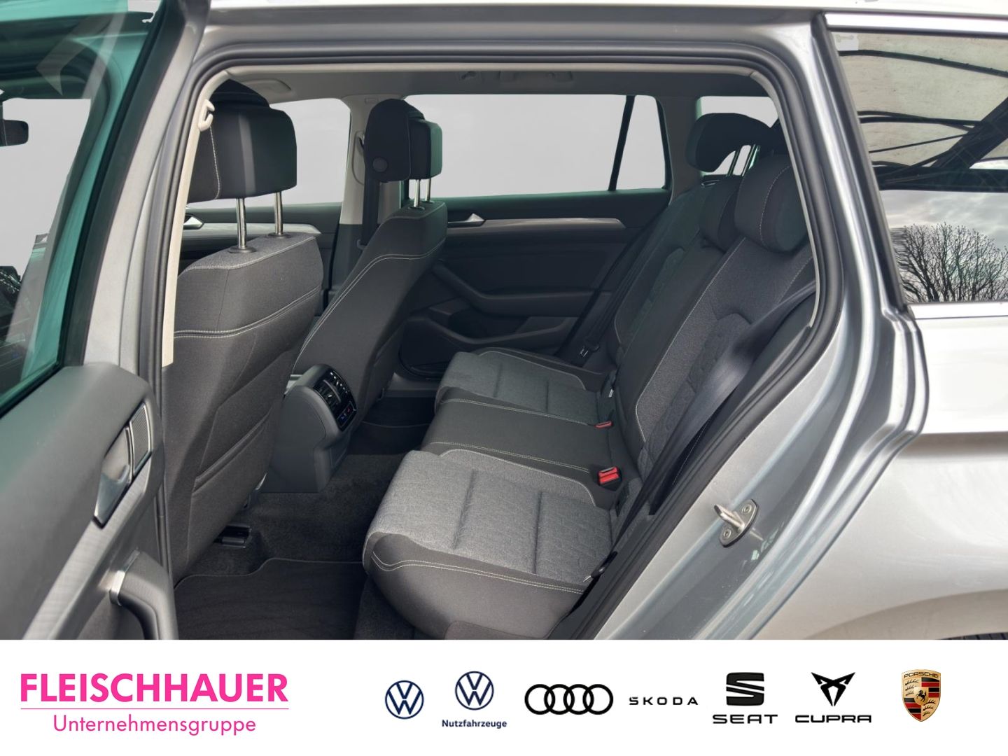 Volkswagen Passat Variant - Bild 15