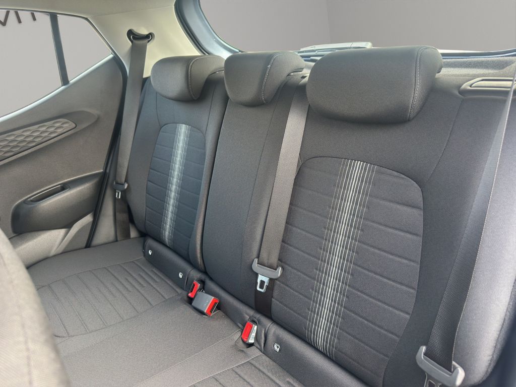 Hyundai i10 1.0 AUTOMATIK TREND + NAVIGATION