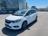 Opel Zafira C 1,6D ON*AHK*KAMERA*Winterpaket* - weiße Opel Zafira