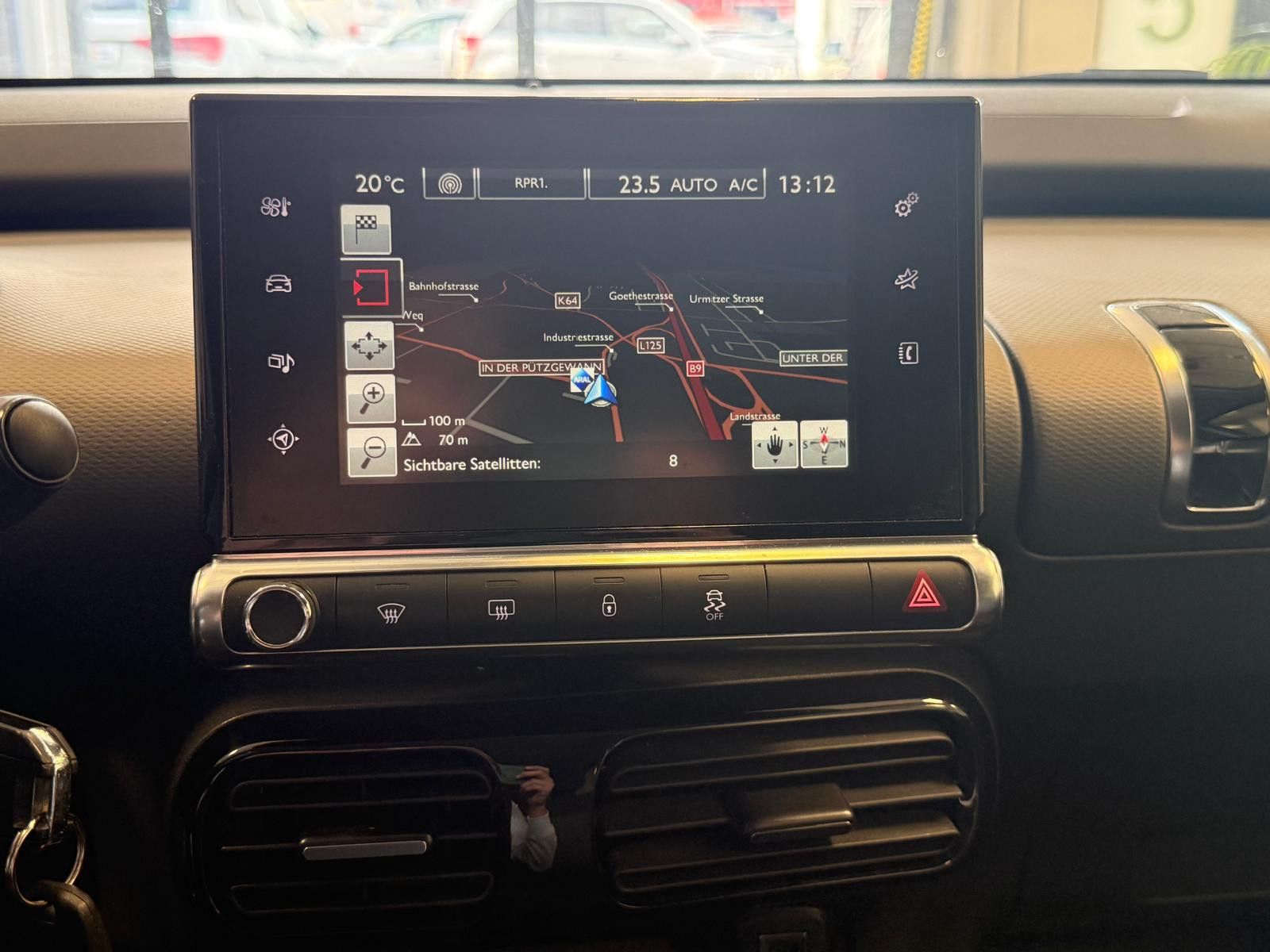 Fahrzeugabbildung Citroën C4 Cactus Shine/ KAMERA/NAVI/8.FACH BEREIFT