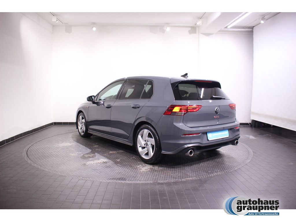 Volkswagen Golf VIII 2.0 TSI GTI DSG PDC NAVI HUD LED PANO foto 2