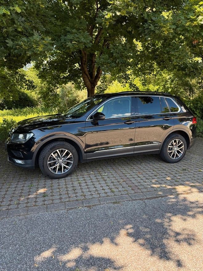 VW Tiguan 2.0 TDI SCR DSG 4MOTION Trendline Tre...