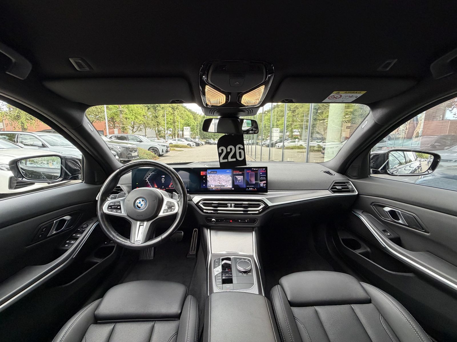 BMW 330e Tour M Sport DA-Prof RFK AHK HuD Ambiente foto 2