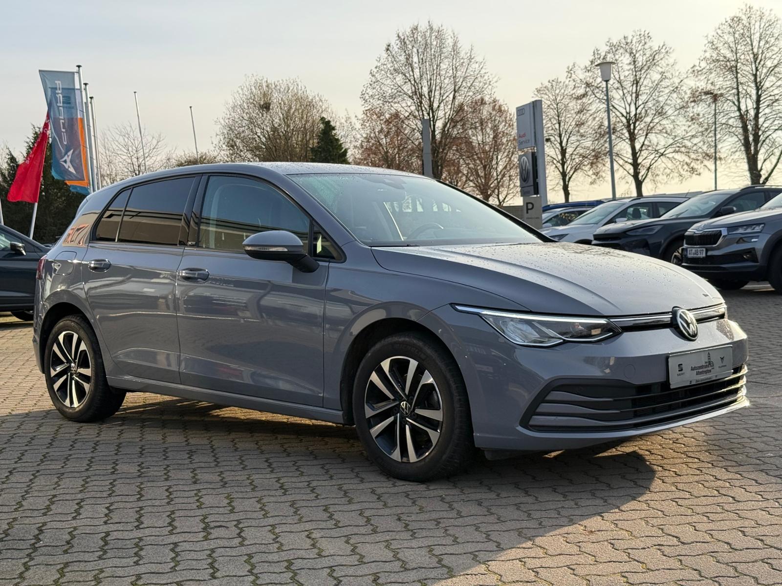 Volkswagen Golf VIII 1.0 TSI UNITED NAVI ACC LED SH LH, миниатюра 3