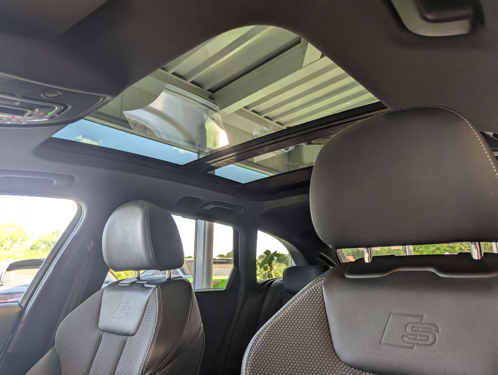 AUDI A4 35 TDI S-Line Pano LED Virtual Cam ACC 18 - Image 14