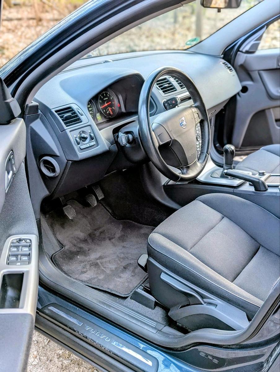 Volvo V50 2009 — photo 12