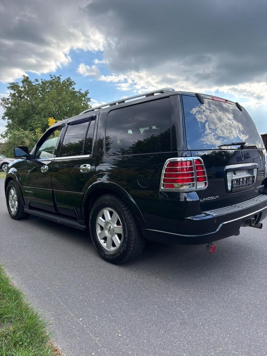 Lincoln Navigator 5,4"AUTOMATIK"KLIMA"7 SITZE"SCHIEBED."