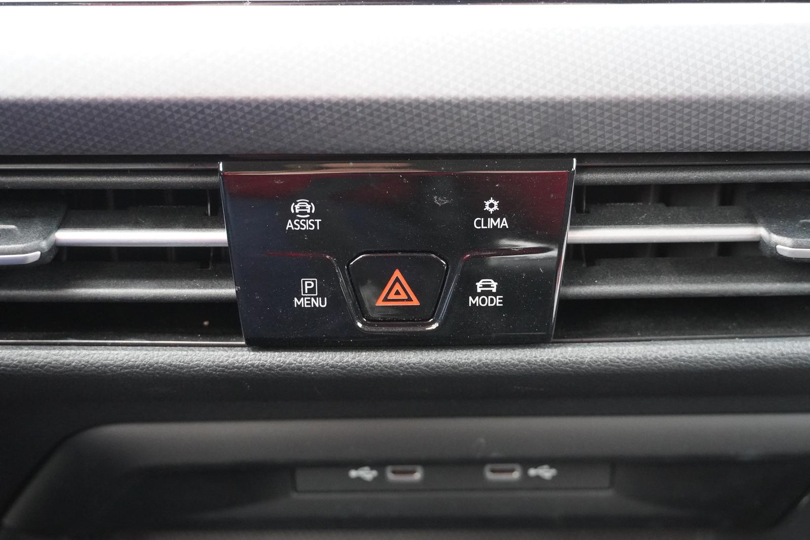 Volkswagen Golf VIII 1.5 TSI Active LED ACC Standheizung, миниатюра 16