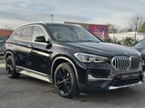 BMW  X1 xDrive 25 d xLine, Scheckheft BMW - BMW X1: Schwarz