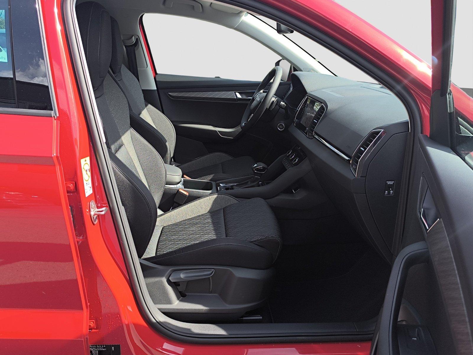 Skoda Karoq 2.0 TDI DSG Selection AHK NAV RFK ACC PDC