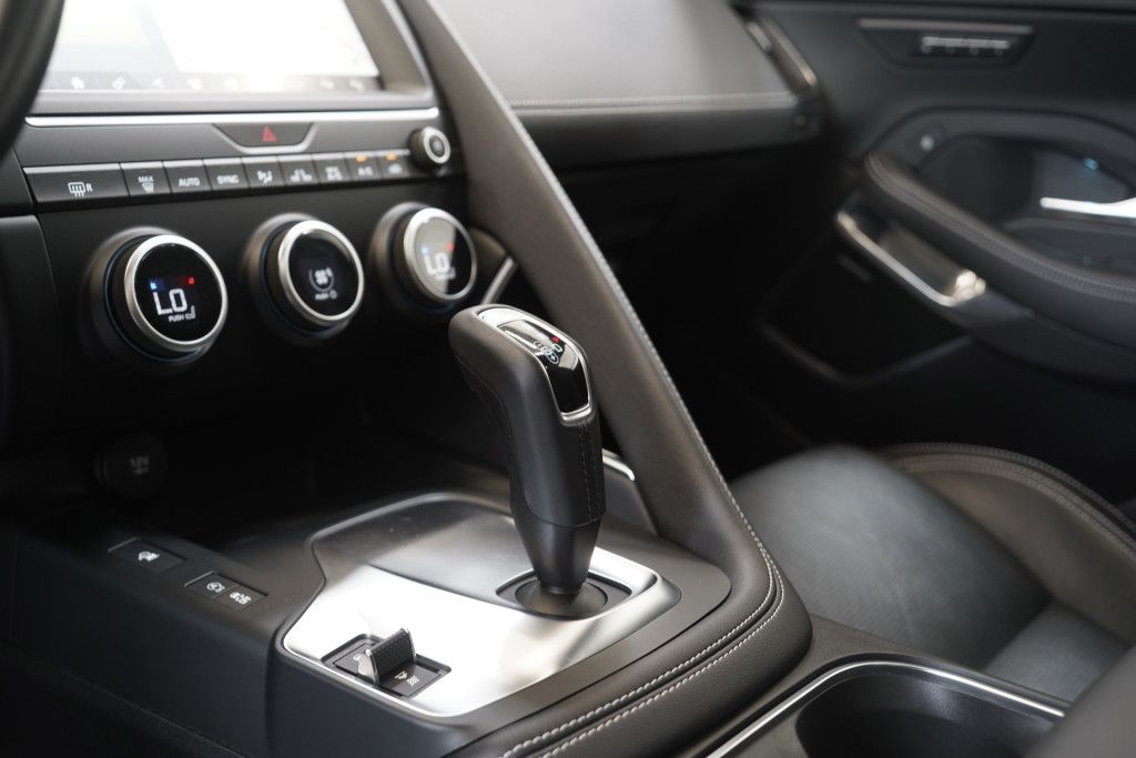 Jaguar E Pace
