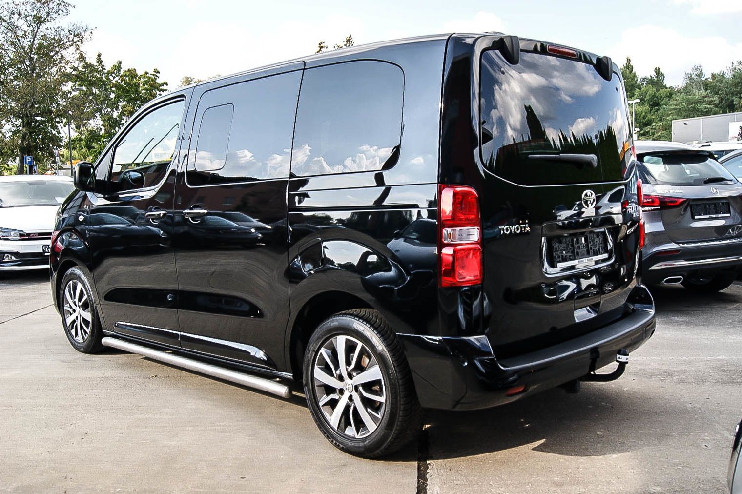 Fahrzeugabbildung Toyota Proace Verso 2.0 Compact Family Comforz HEADUP