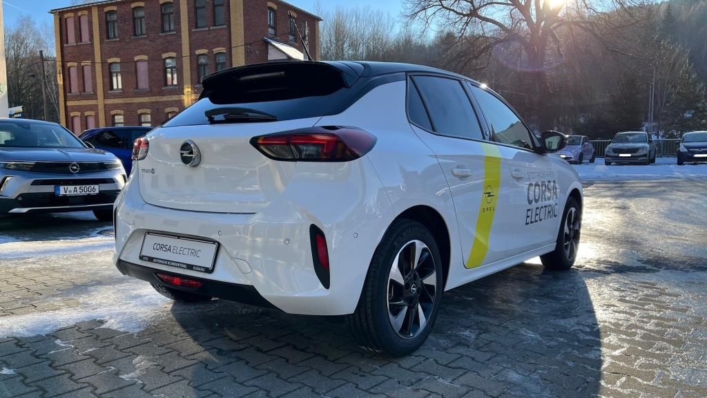 Autohaus Klingenthal -  Opel Corsa-e GS Line 136PS IntelliLux/LHZ/Klimaautom. - Bild 5