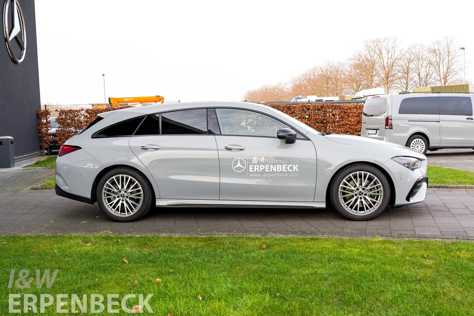 Fahrzeugabbildung Mercedes-Benz CLA 200 Shooting Brake/AMG/AHK/Night/360Grad