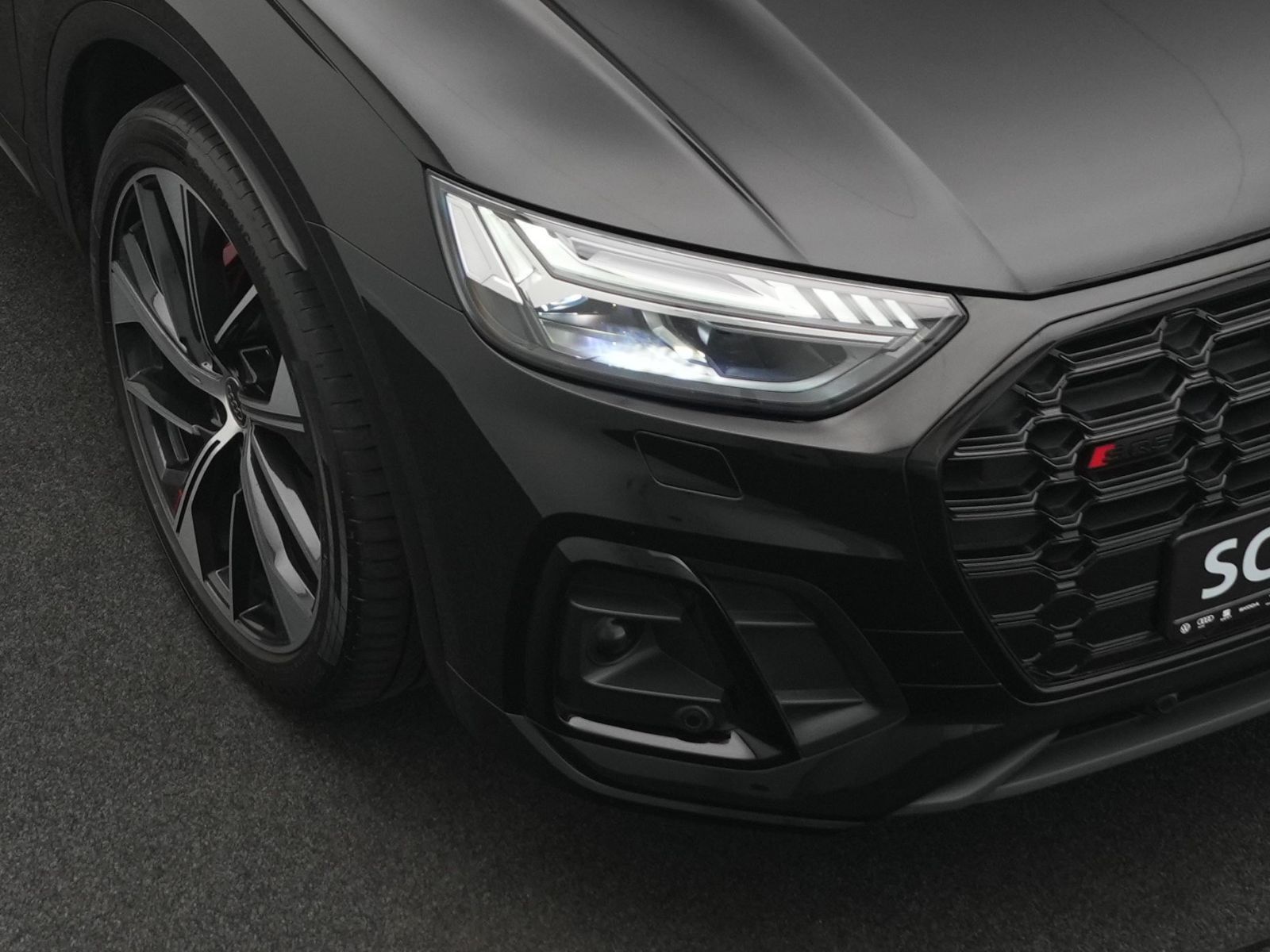 Audi SQ5 - Bild 16