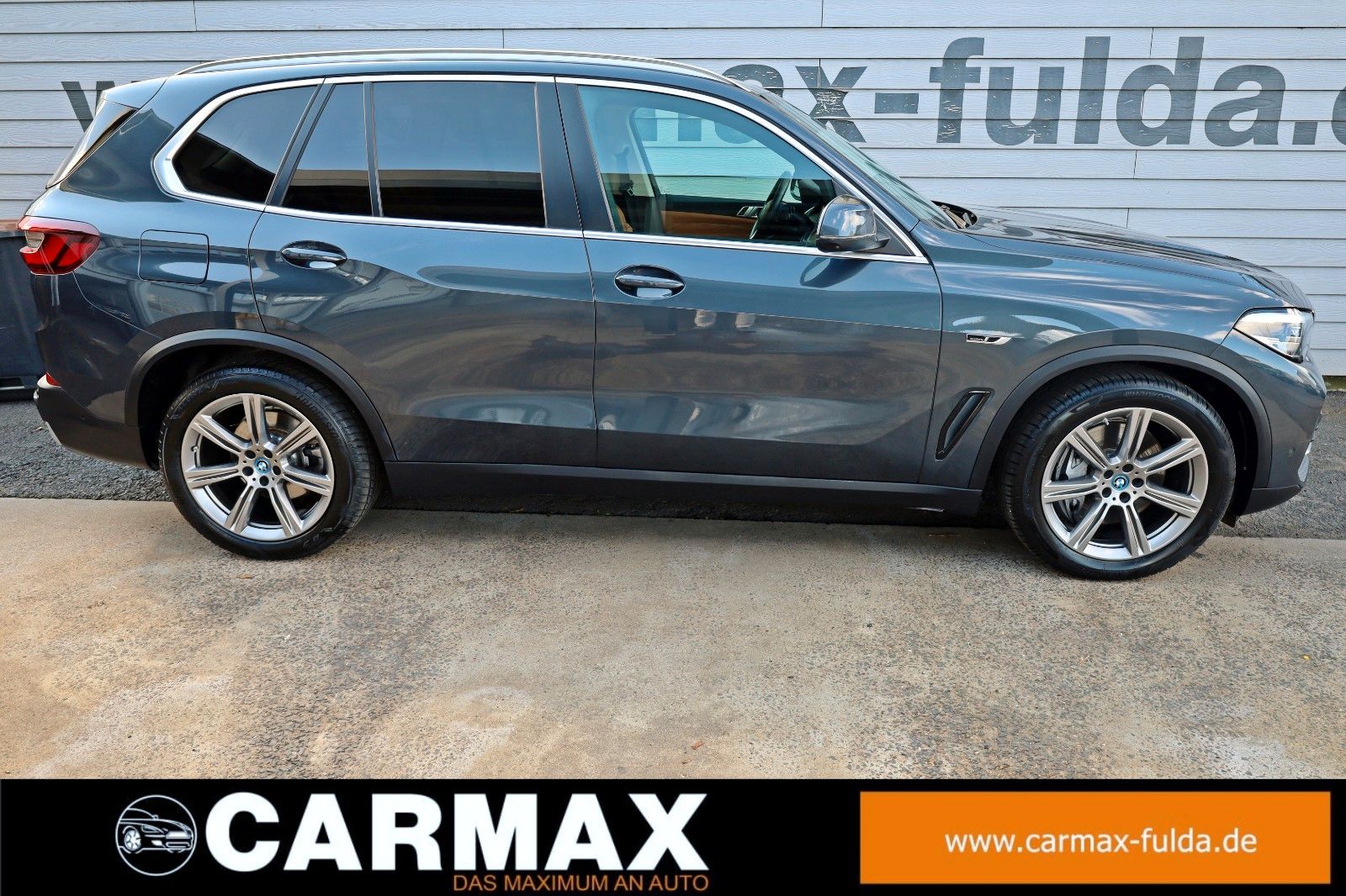 Fahrzeugabbildung BMW X5 xDrive 45e,Leder,Navi,Panorama,HUD,Kamera,ACC