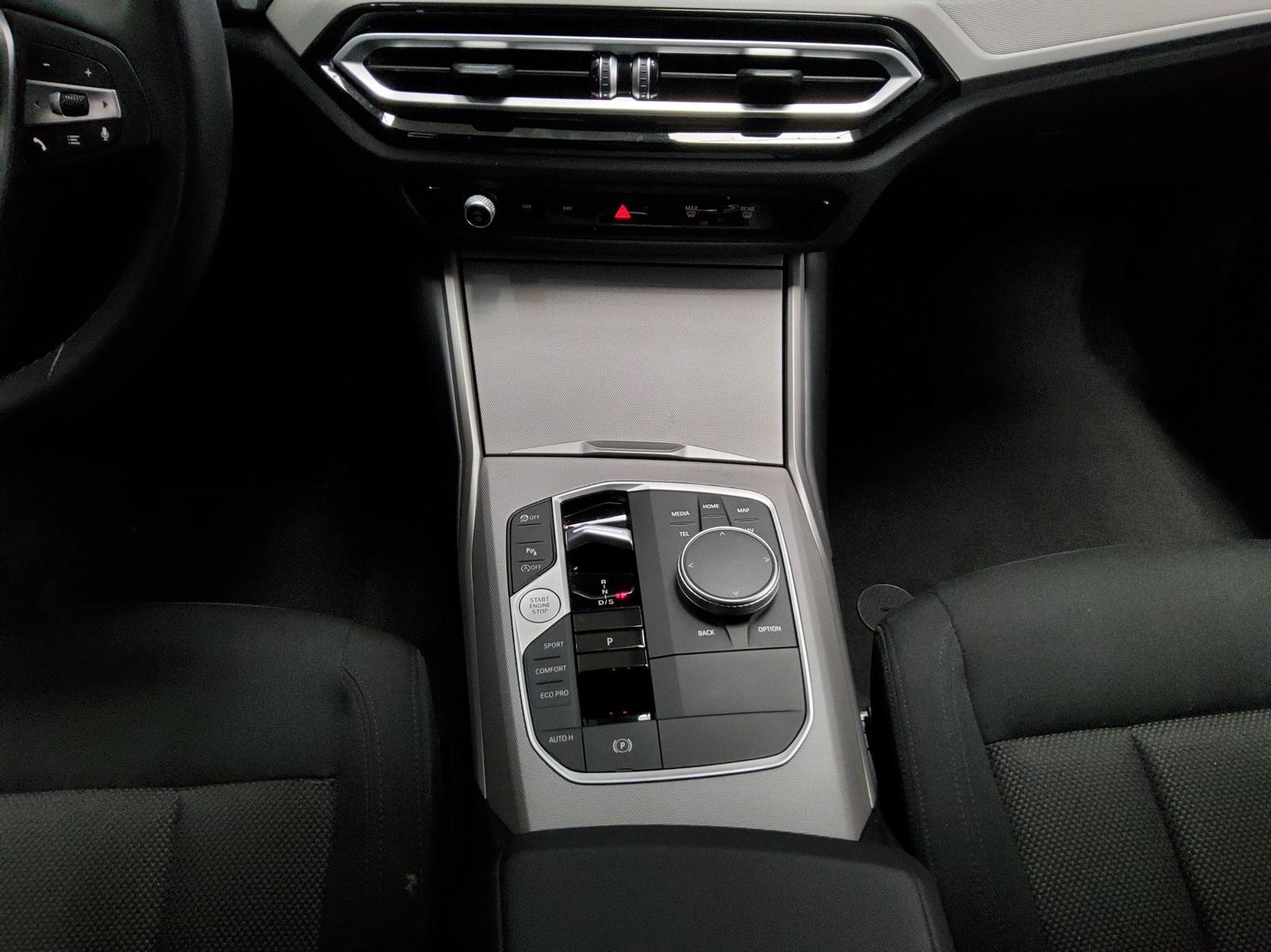 BMW 3 Series iA Navi LED LC-Pro Curved HuD Rckfahrkamera, миниатюра 6