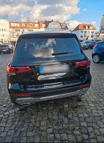 MERCEDES-BENZ GLB 200 d DCT -