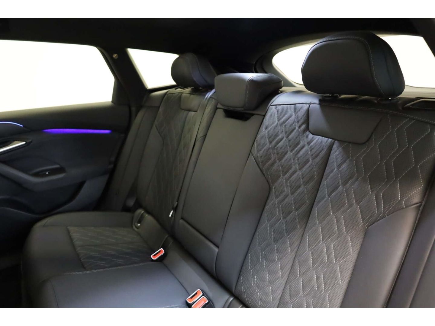 Audi S6 e-tron - Bild 11