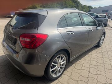 Mercedes A 180 - 4