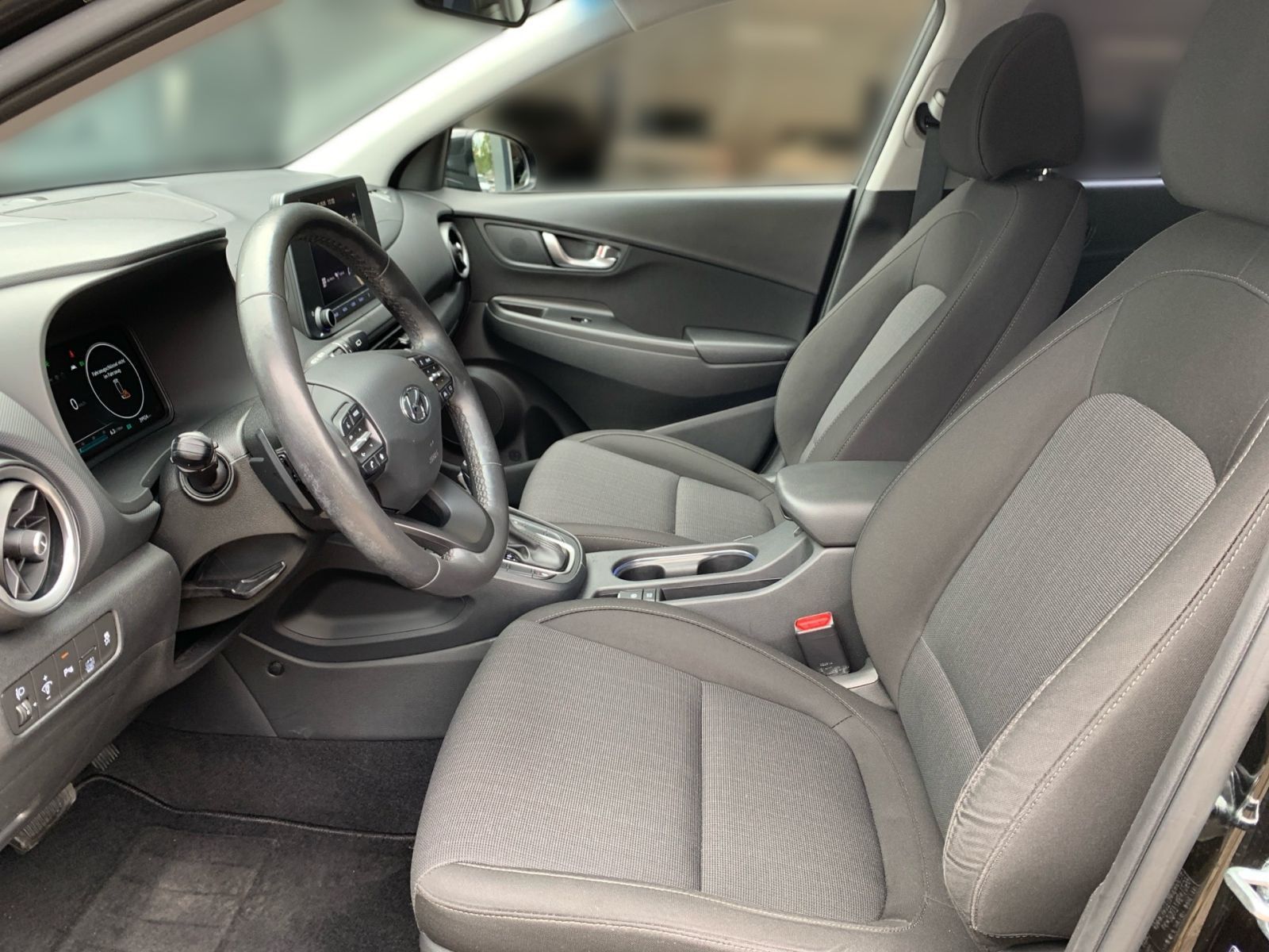 Fahrzeugabbildung Hyundai KONA 1.6 GDI Trend Hybrid Allwetter
