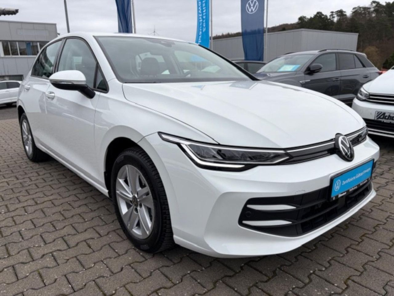 Volkswagen Golf VIII Life 1.5 TSI LED App-Connect ACC foto 4