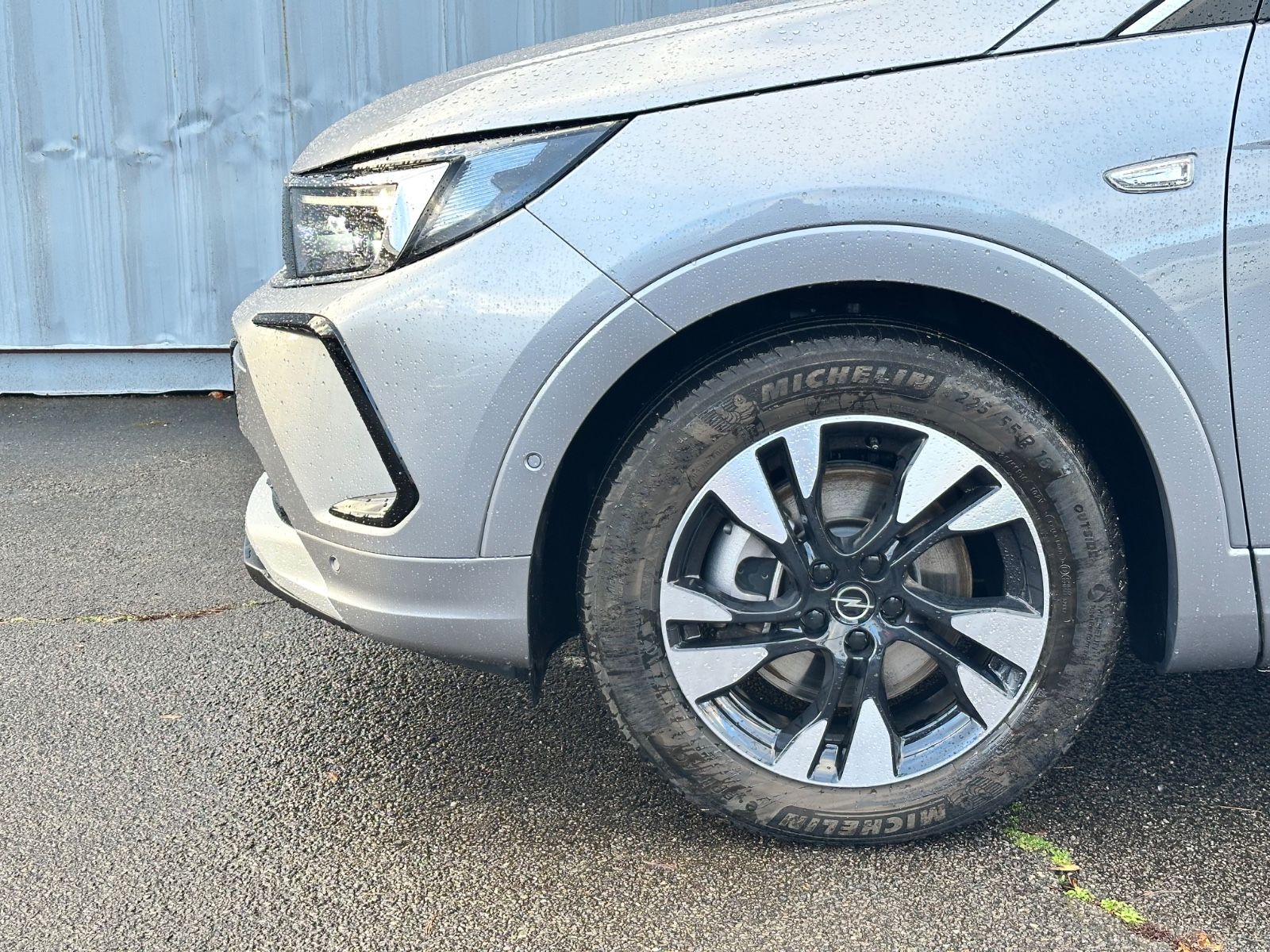 Fahrzeugabbildung Opel Grandland Elegance Plug-in-Hybrid*RFK*Leder