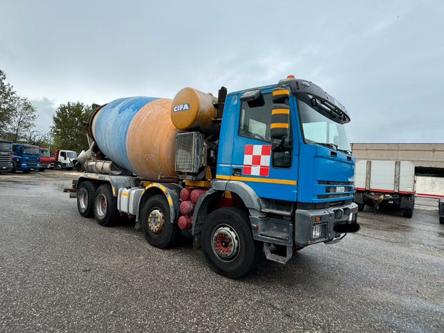 Iveco Eurotrakker 410 E 44 Cursor 8X4 MIXER Cifa 13Cbm