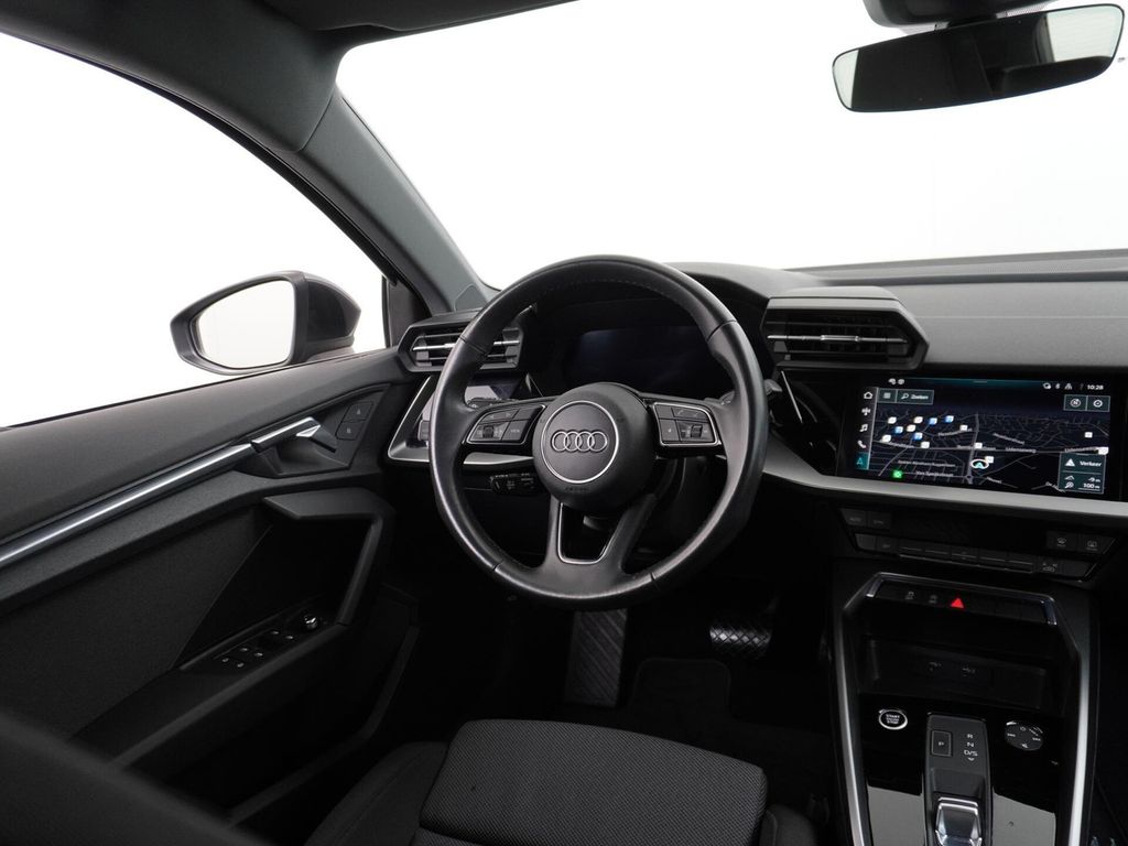 Audi A3 Sportback 35 TFSI Advanced edition ACC 17" LM