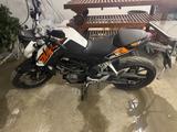 KTM Duke 125 - KTM DUKE 125