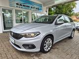 Fiat Tipo Lounge 1.6 Multijet SMARTLINK/NAVI/KAMERA - silberne Fiat Tipo