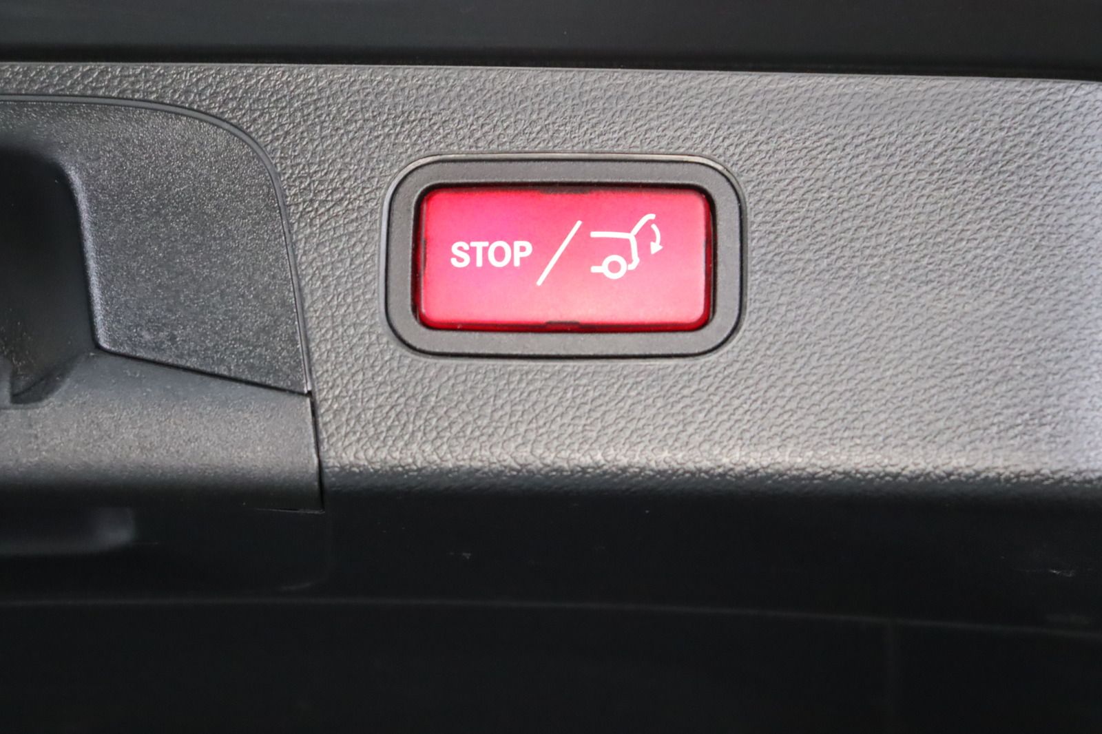 Fahrzeugabbildung Mercedes-Benz GLC 300 e 4Matic * DIS * RFK * LED