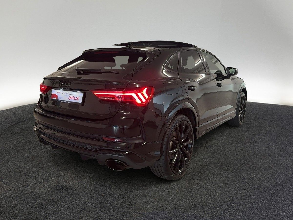 Audi RSQ3 - Bild 6