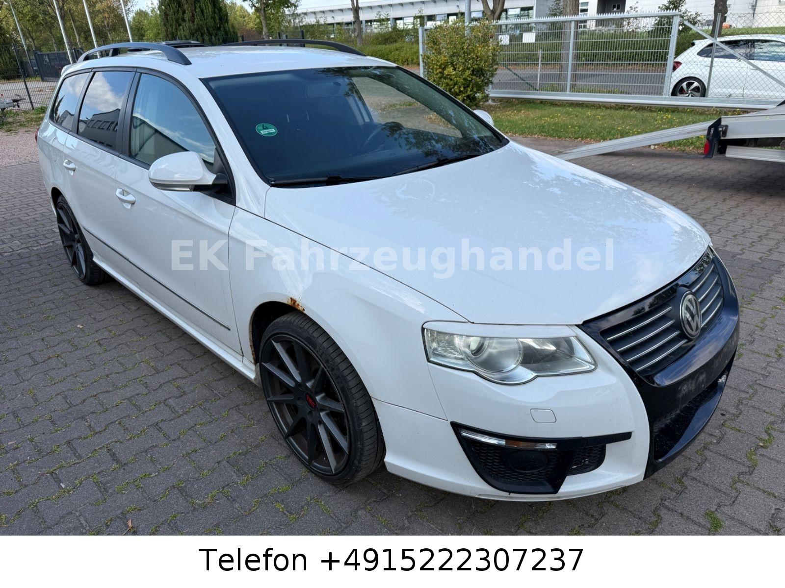 Volkswagen Passat 2009 — rear view