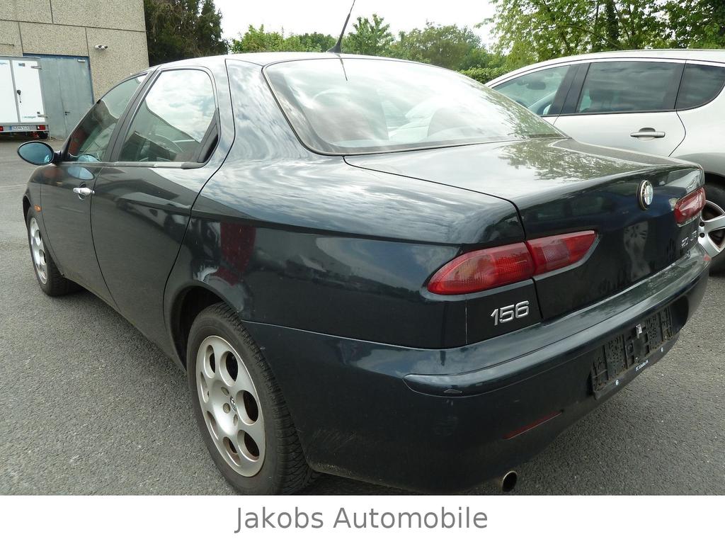Alfa Romeo 156