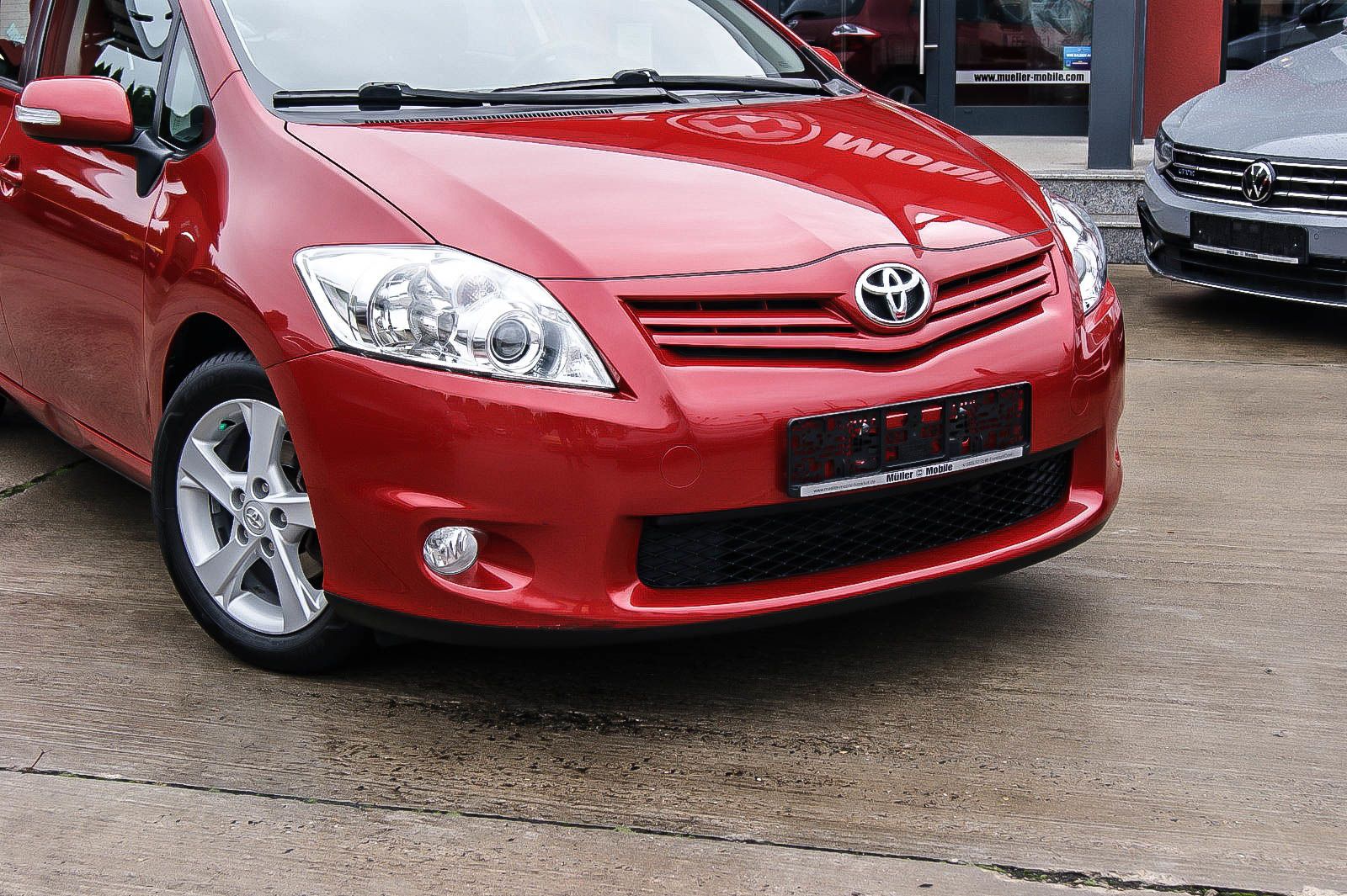 Fahrzeugabbildung Toyota Auris 1.6 Valvematic Travel NAVIGATION PDC 1HAND
