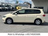 Volkswagen Touran 2.0 TDI SCR DSG Comfortline *Navi/PDC/6+1 - 7 Sitzer Autos