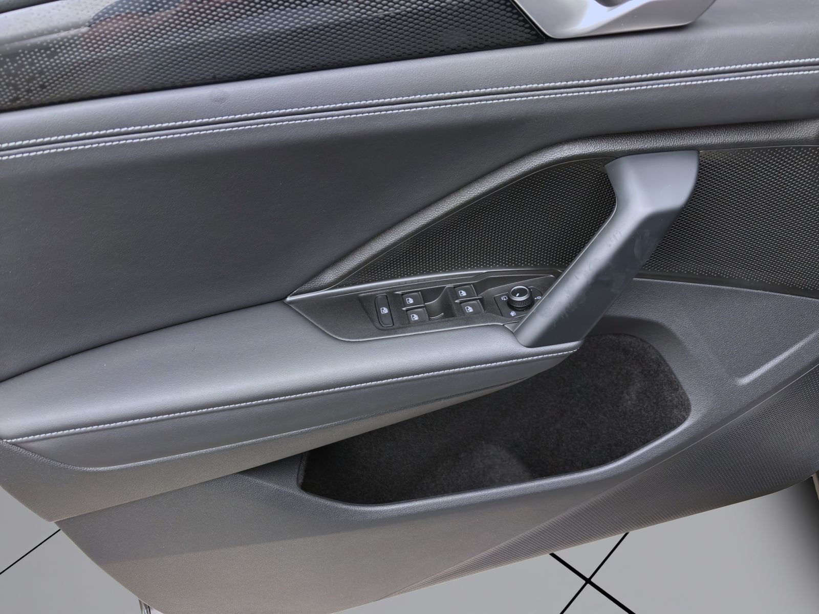 Volkswagen Tiguan - Bild 11