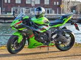 Kawasaki Ninja ZX-6R 636 - KAWASAKI ZX 6R 636